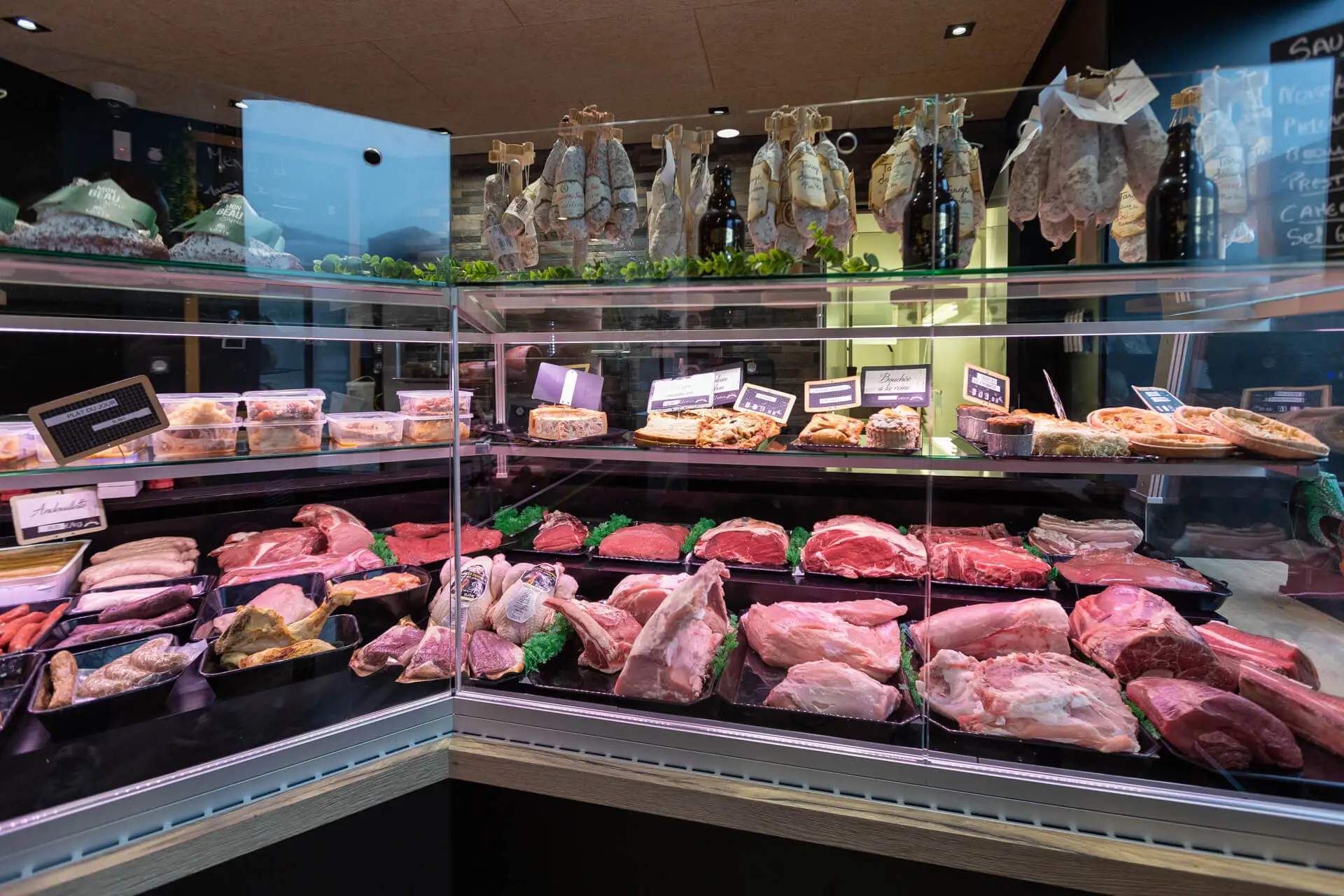 Agencement du rayon boucherie en GMS