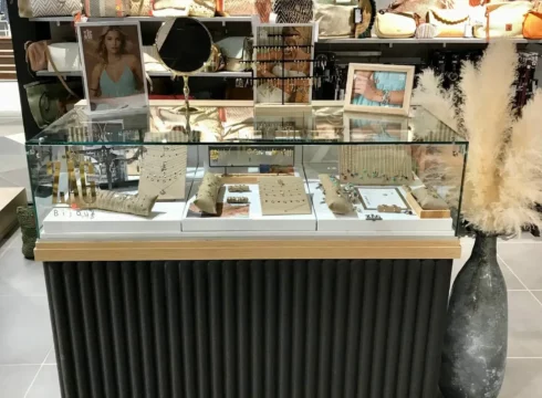 Evéma Agencement de Rayon vêtements