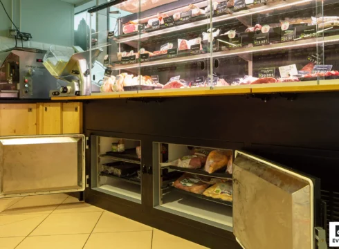 Evéma Agencement de Vitrine boucherie