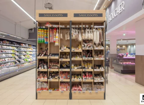 Evéma Agencement de Super U Couëron - Meuble saucissons